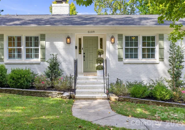 Photo 1 of Single family home for sale at 5109 Wedgewood Dr, Charlotte, NC 28210 | MLS# 4433813 | Listing updated on 2026-10-16