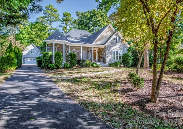 Single family home for sale at 351 Catalina Dr, Mooresville, NC 28117 | MLS# 4433829
