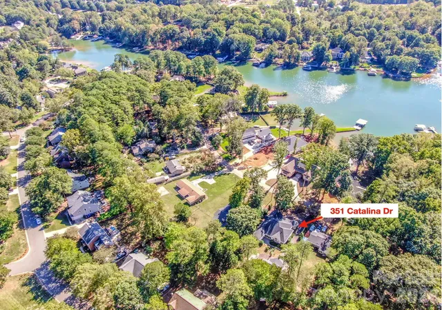 Photo 1 of Single family home for sale at 351 Catalina Dr, Mooresville, NC 28117 | MLS# 4433829 | Listing updated on 2026-10-21