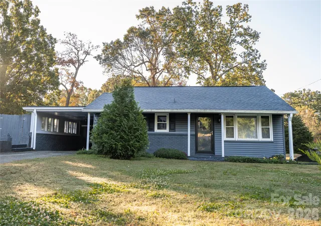 Photo 1 of Single family home for sale at 657 12th Avenue, Gastonia, NC 28054 | MLS# 4433845 | Listing updated on 2026-10-29