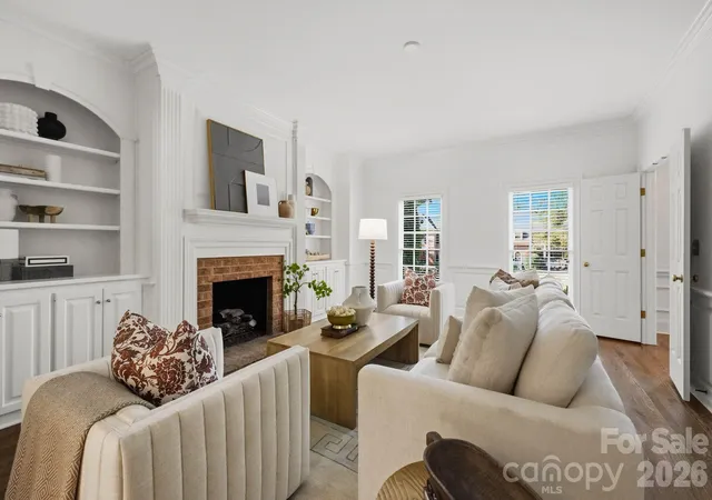 Photo 4 of Single family home for sale at 1211 Jericho Ln, Charlotte, NC 28270 | MLS# 4433855 | Listing updated on 2026-10-20