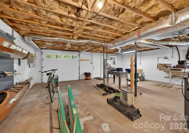 Photo 30 of Single family home for sale at 1660 Fairway Dr, Newton, NC 28658 | MLS# 4433874 | Listing updated on 2026-10-20