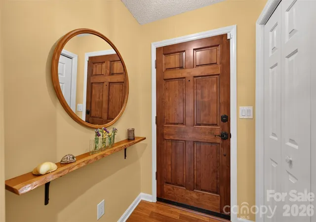 Photo 4 of Single family home for sale at 1660 Fairway Dr, Newton, NC 28658 | MLS# 4433874 | Listing updated on 2026-10-20