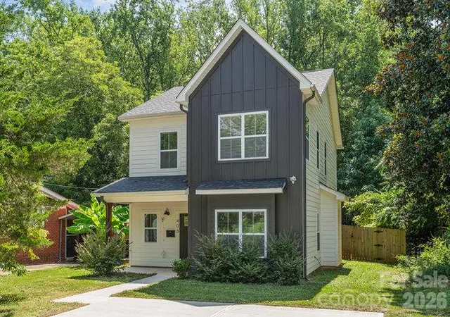 Photo 1 of Single family home for sale at 408 Joe Louis St, Fort Mill, SC 29715 | MLS# 4433880 | Listing updated on 2026-10-27