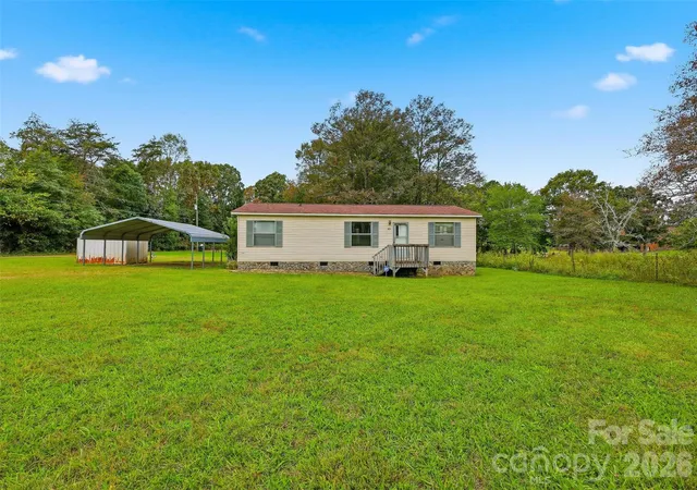 Photo 2 of Single family home for sale at 425 E Lackey Farm Rd, Stony Point, NC 28678 | MLS# 4433881 | Listing updated on 2026-10-14