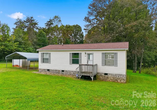 Photo 3 of Single family home for sale at 425 E Lackey Farm Rd, Stony Point, NC 28678 | MLS# 4433881 | Listing updated on 2026-10-14