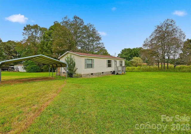 Photo 4 of Single family home for sale at 425 E Lackey Farm Rd, Stony Point, NC 28678 | MLS# 4433881 | Listing updated on 2026-10-14