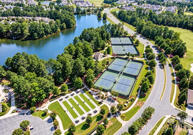 Photo 28 of Single family home for sale at 8077 Crater Lake Dr, Fort Mill, SC 29707 | MLS# 4433887 | Listing updated on 2026-10-20