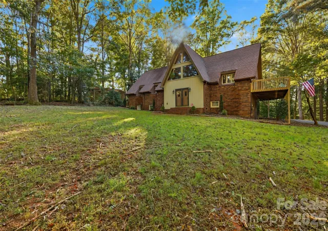 Photo 3 of Single family home for sale at 38 Lee Matheson Rd, Taylorsville, NC 28681 | MLS# 4433908 | Listing updated on 2026-10-15