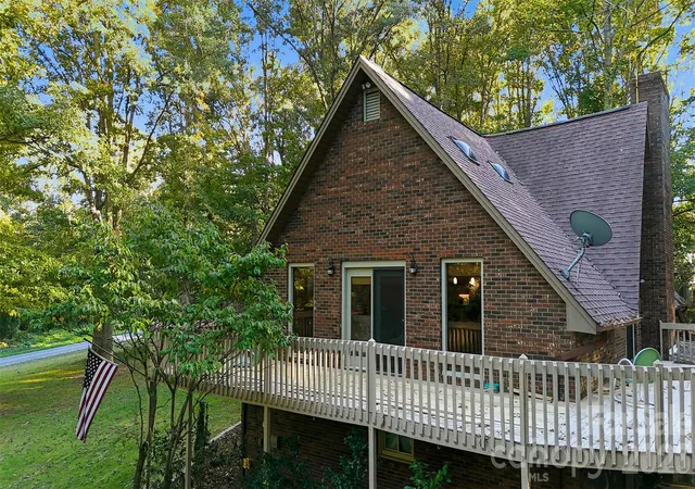 Photo 4 of Single family home for sale at 38 Lee Matheson Rd, Taylorsville, NC 28681 | MLS# 4433908 | Listing updated on 2026-10-15