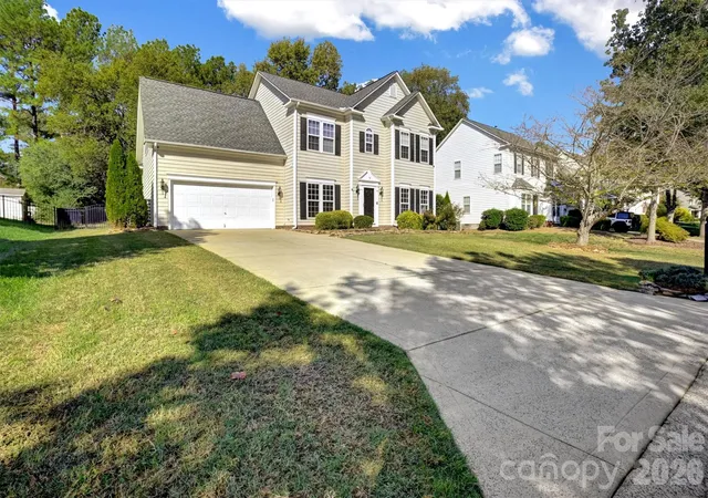 Photo 2 of Single family home for sale at 3042 Spring Fancy Ln, Indian Trail, NC 28079 | MLS# 4433924 | Listing updated on 2026-10-14