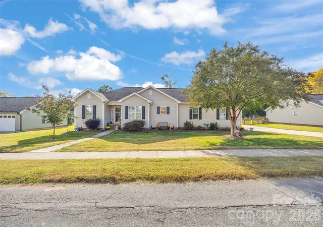 Photo 1 of Single family home for sale at 308 1st Avenue E, China Grove, NC 28023 | MLS# 4433955 | Listing updated on 2026-10-30