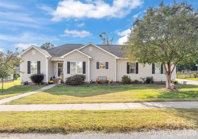 Photo 1 of Single family home for sale at 308 1st Avenue E, China Grove, NC 28023 | MLS# 4433955 | Listing updated on 2026-10-30