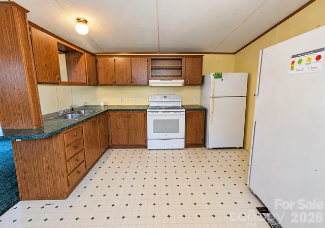 Photo 3 of Single family home for sale at 5954 Oakridge Rd, Clover, SC 29710 | MLS# 4433959 | Listing updated on 2026-10-16