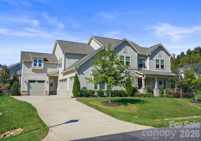 Photo 2 of Single family home for sale at 14104 Hollins Grv Ave, Huntersville, NC 28078 | MLS# 4433969 | Listing updated on 2026-10-22