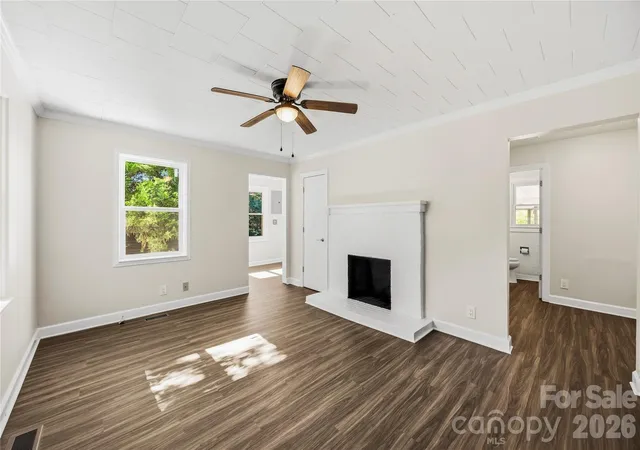 Photo 3 of Single family home for sale at 915 Skyway Rd, Kannapolis, NC 28083 | MLS# 4433978 | Listing updated on 2026-10-16