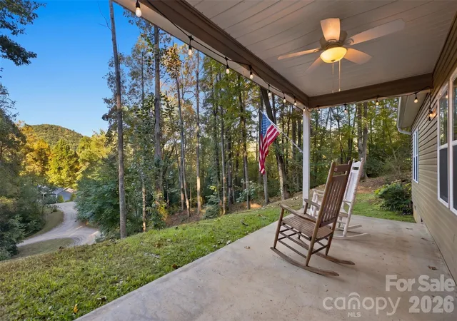 Photo 4 of Single family home for sale at 201 Woodhaven Ests, Sylva, NC 28779 | MLS# 4433982 | Listing updated on 2026-10-15
