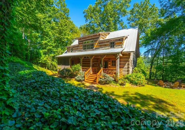 Photo 2 of Single family home for sale at 246 Fiddle And A Bow Ln, Sylva, NC 28779 | MLS# 4433984 | Listing updated on 2026-10-15