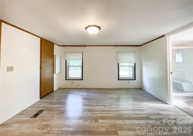 Photo 4 of Single family home for sale at 6708 Aerowood Cir, Waxhaw, NC 28173 | MLS# 4433989 | Listing updated on 2026-10-14
