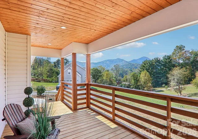 Photo 3 of Single family home for sale at 129 Lincoln Ridge Dr #3, Candler, NC 28715 | MLS# 4434000 | Listing updated on 2026-10-18