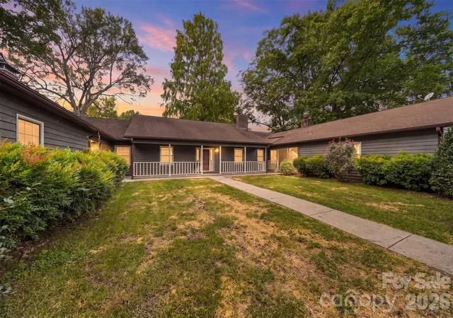 Townhouse for sale at 414 4th Avenue NE, Hickory, NC 28601 | MLS# 4434009