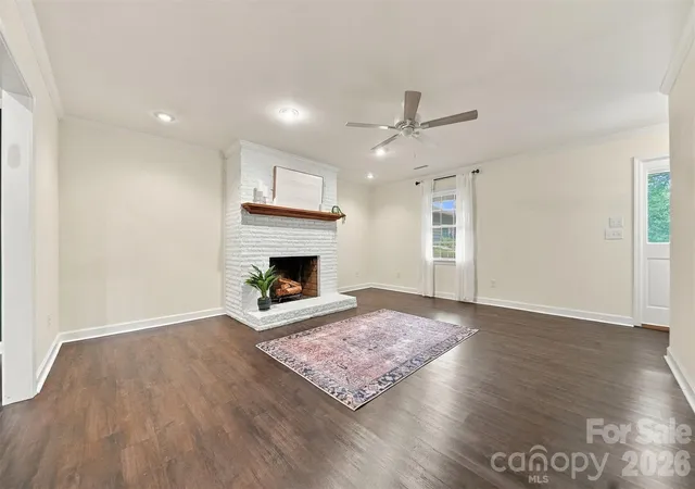 Photo 4 of Townhouse for sale at 414 4th Avenue NE, Hickory, NC 28601 | MLS# 4434009 | Listing updated on 2026-10-13
