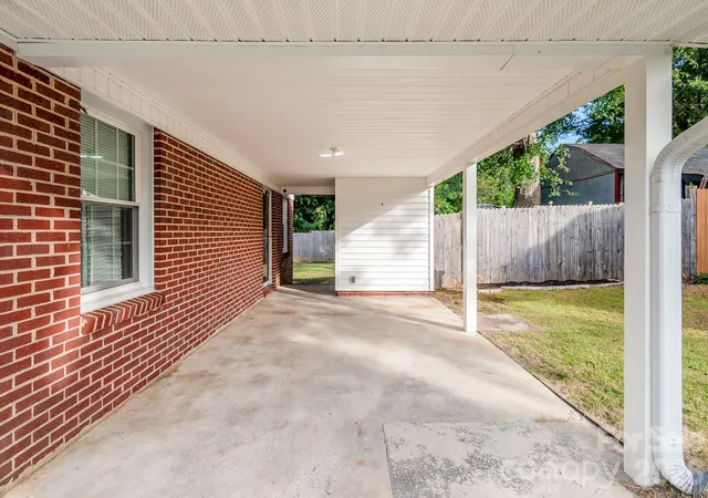 Photo 3 of Single family home for sale at 304 Sumter St, Kershaw, SC 29067 | MLS# 4434014 | Listing updated on 2026-10-13