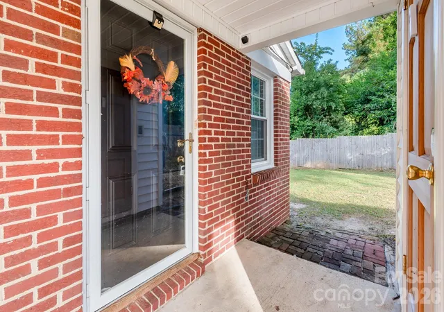 Photo 4 of Single family home for sale at 304 Sumter St, Kershaw, SC 29067 | MLS# 4434014 | Listing updated on 2026-10-13