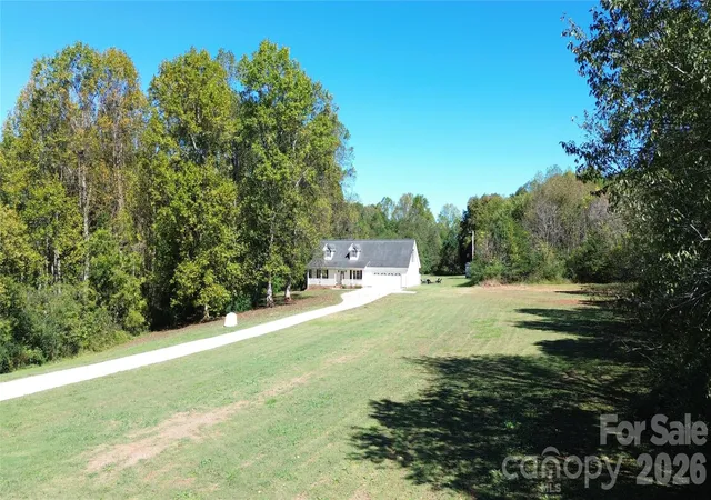 Photo 3 of Single family home for sale at 1612 Flag Ln, Vale, NC 28168 | MLS# 4434027 | Listing updated on 2026-10-26