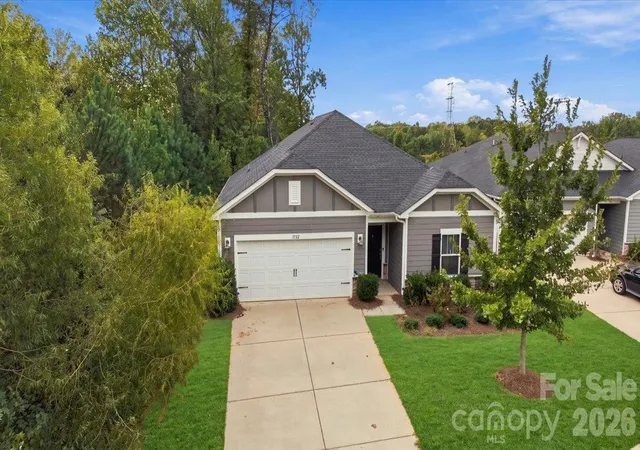 Photo 2 of Single family home for sale at 7722 Porrera St, Charlotte, NC 28214 | MLS# 4434037 | Listing updated on 2026-10-14