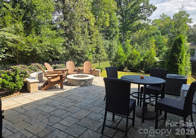 Photo 4 of Single family home for sale at 9158 Cantrell Way, Huntersville, NC 28078 | MLS# 4434045 | Listing updated on 2026-10-14