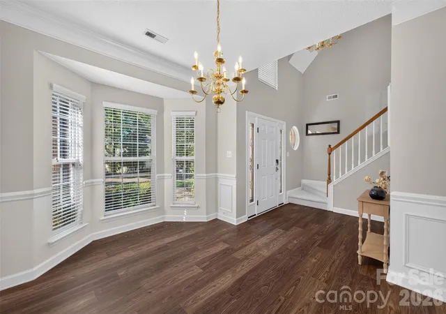 Photo 4 of Sale Pending at 12530 Windward Oaks Dr, Huntersville, NC 28078 | MLS# 4434050 | Listing updated on 2026-10-19