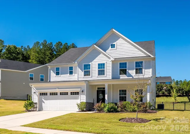 Photo 1 of Single family home for sale at 8504 Everwood Ave, Huntersville, NC 28078 | MLS# 4434052 | Listing updated on 2026-10-29