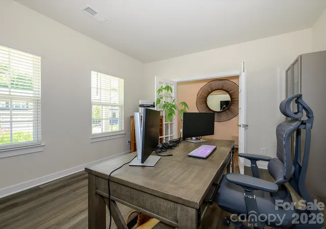 Photo 4 of Single family home for sale at 8504 Everwood Ave, Huntersville, NC 28078 | MLS# 4434052 | Listing updated on 2026-10-29
