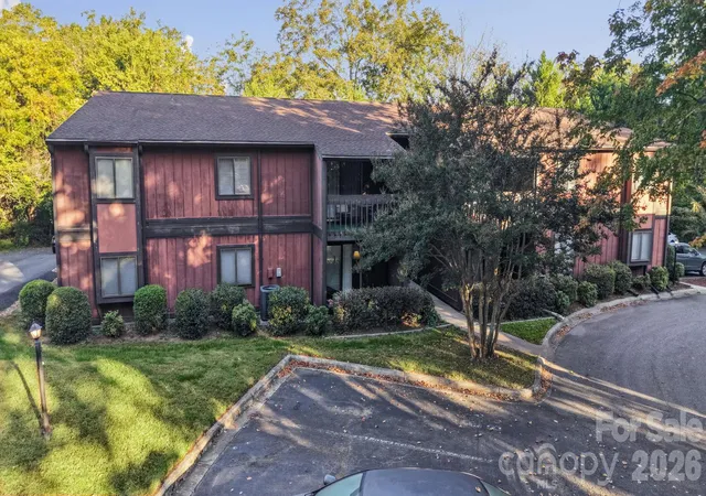 Photo 2 of Condo for sale at 47 Edgewood Ave #Apt. B8, Concord, NC 28025 | MLS# 4434073 | Listing updated on 2026-10-28