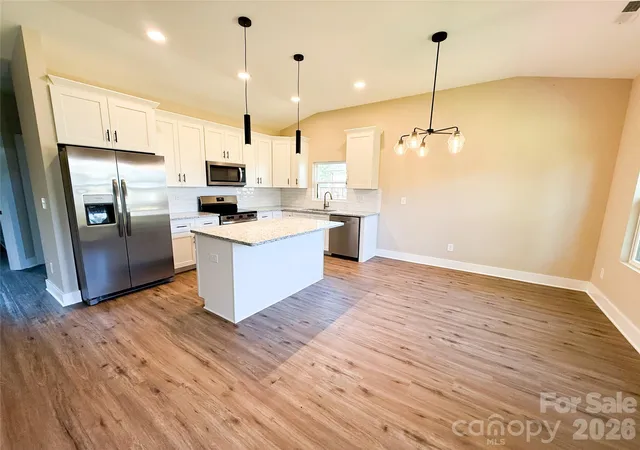 Photo 4 of Single family home for sale at 212 Bethpage Rd, Kannapolis, NC 28081 | MLS# 4434080 | Listing updated on 2026-10-17