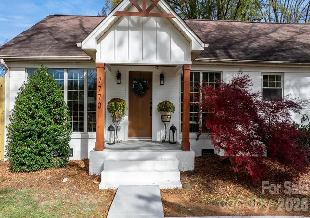 Photo 4 of Single family home for sale at 7770 Sherrills Frd Rd, Sherrills Ford, NC 28673 | MLS# 4434087 | Listing updated on 2026-10-25