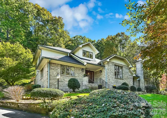 Photo 1 of Single family home for sale at 52 Oak Gate Dr #LO48, Hendersonville, NC 28739 | MLS# 4434093 | Listing updated on 2026-10-30