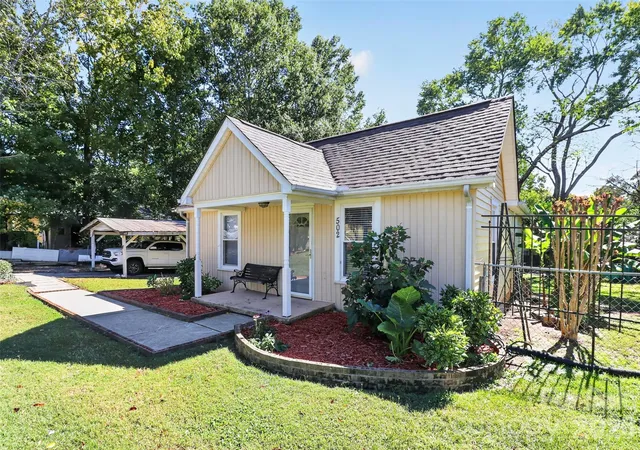 Photo 1 of Single family home for sale at 502 E 23rd Street, Kannapolis, NC 28083 | MLS# 4434121 | Listing updated on 2026-10-19