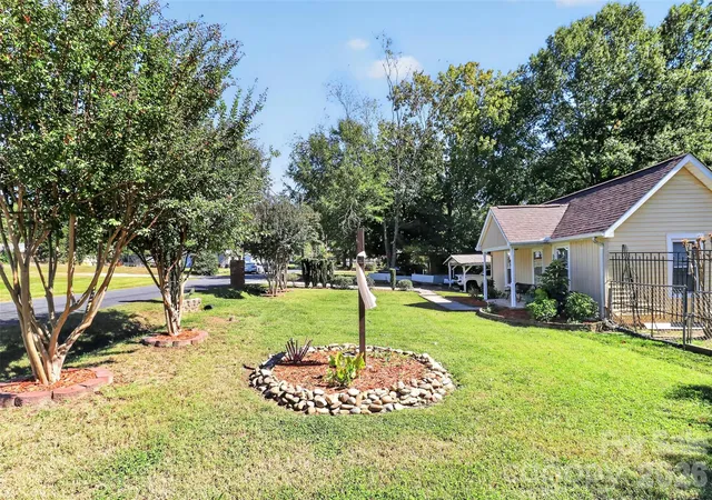 Photo 2 of Single family home for sale at 502 E 23rd Street, Kannapolis, NC 28083 | MLS# 4434121 | Listing updated on 2026-10-19