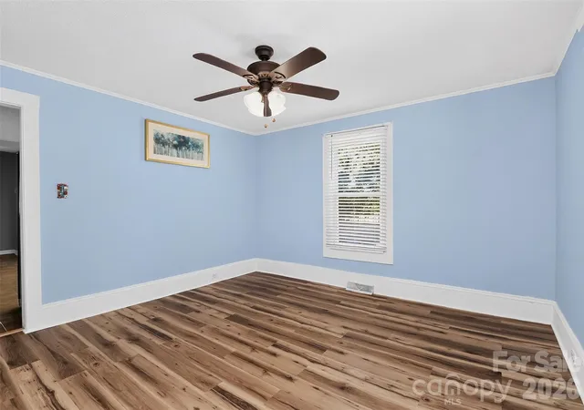 Photo 4 of Single family home for sale at 502 E 23rd Street, Kannapolis, NC 28083 | MLS# 4434121 | Listing updated on 2026-10-19