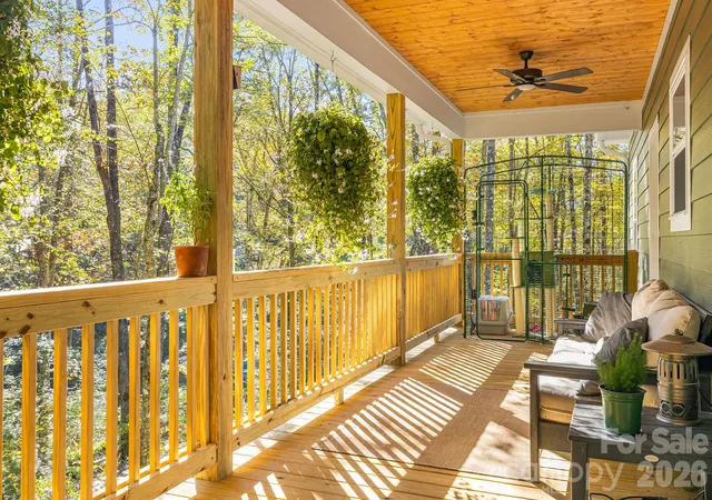 Photo 3 of Single family home for sale at 203 Sawyer Ln, Horse Shoe, NC 28742 | MLS# 4434126 | Listing updated on 2026-10-23