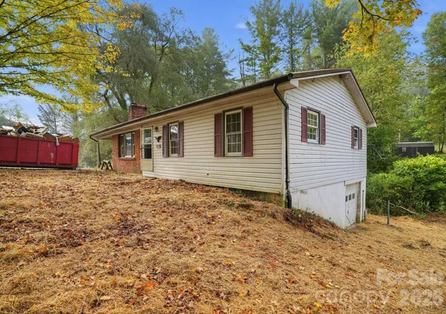 Photo 2 of Single family home for sale at 2131 Deep Frd Rd, Lansing, NC 28643 | MLS# 4434130 | Listing updated on 2026-10-14