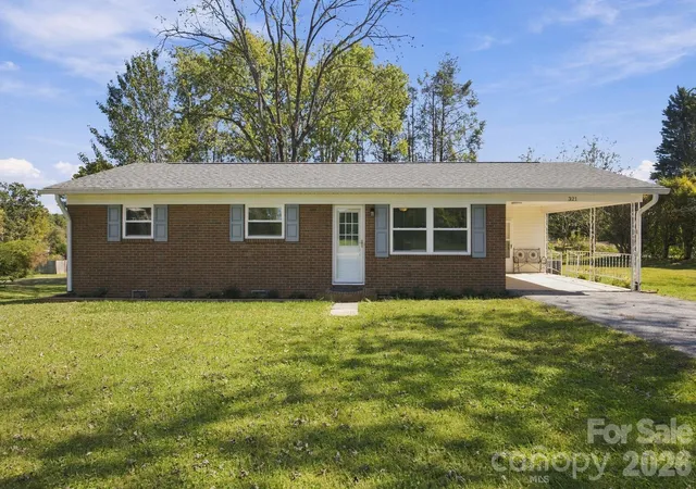 Single family home for sale at 321 Sheldon St, Hudson, NC 28638 | MLS# 4434131