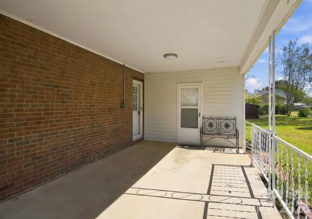 Photo 3 of Single family home for sale at 321 Sheldon St, Hudson, NC 28638 | MLS# 4434131 | Listing updated on 2026-10-17
