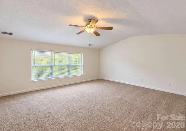 Photo 3 of Single family home for sale at 1524 Andora Dr, Rock Hill, SC 29732 | MLS# 4434137 | Listing updated on 2026-10-15
