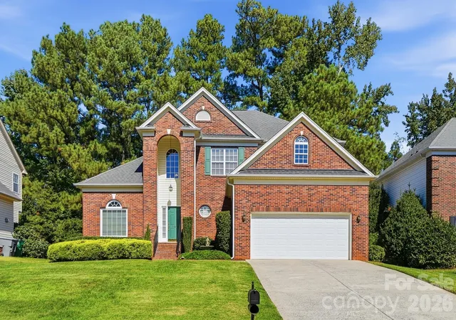 Photo 1 of Single family home for sale at 11438 Mcginns Tr Ct, Charlotte, NC 28277 | MLS# 4434138 | Listing updated on 2026-10-20