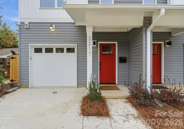 Photo 2 of Townhouse for sale at 3217 Credenza Rd, Charlotte, NC 28208 | MLS# 4434142 | Listing updated on 2026-10-26
