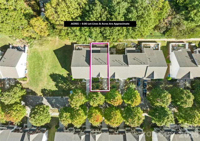Photo 2 of Townhouse for sale at 156 N Arcadian Way, Mooresville, NC 28117 | MLS# 4434144 | Listing updated on 2026-10-27