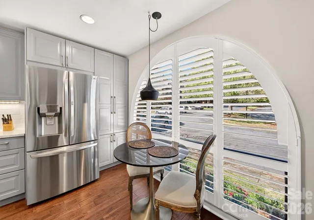 Listing Photo 5 - Condo for sale in building located at 5807 Sharon Rd, Charlotte, NC 28210 - Unit #F